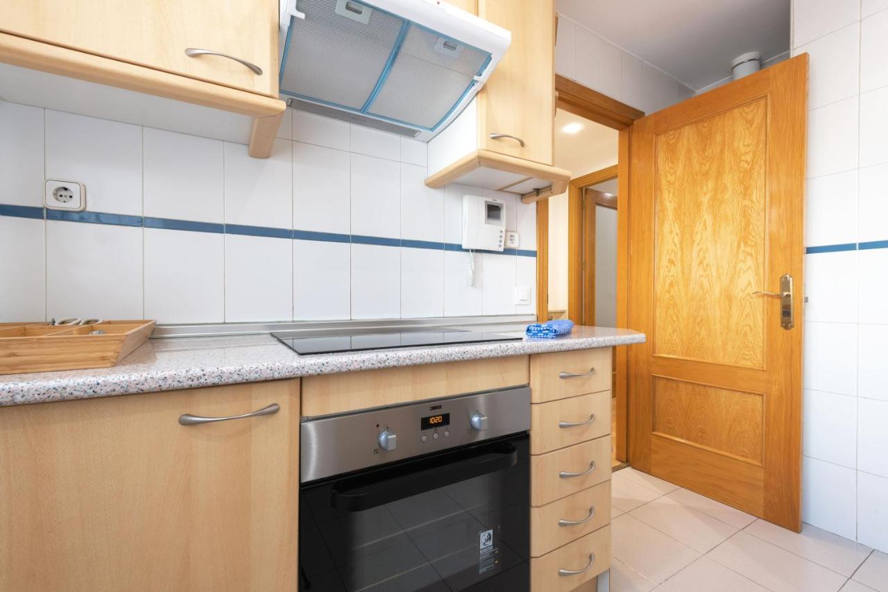 2 Bedrooms 2 Bathrooms Furnished - Malsana - With Pool - Mintystay Madrid Kültér fotó